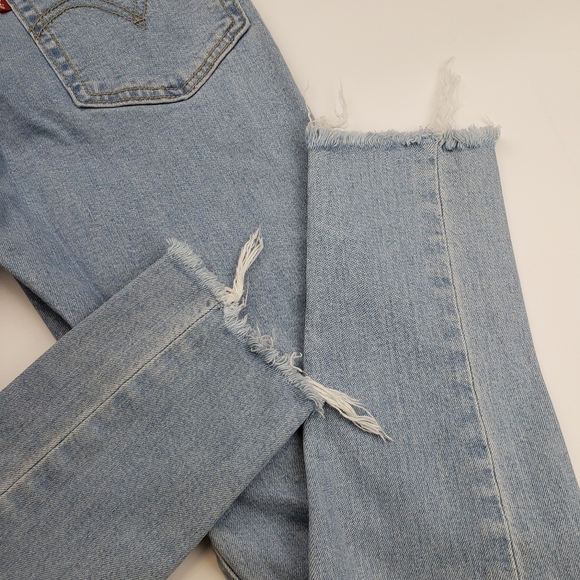 Levi’s Wedgie Icon Ripped Distressed Stretch Denim Skinny Jeans Size 26 - Picture 7 of 13
